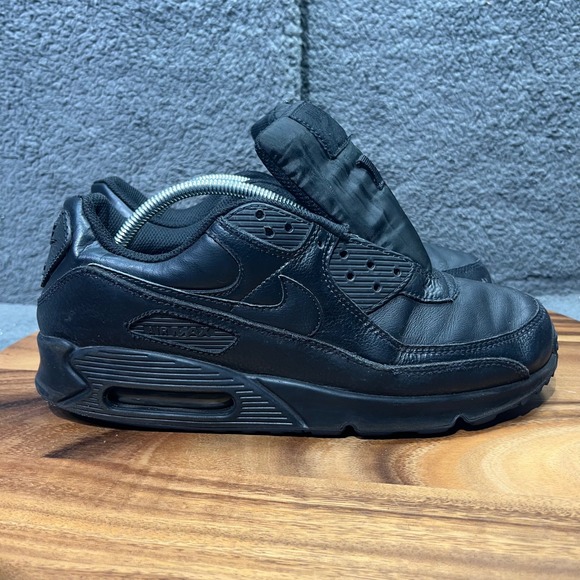 Nike Air Max 90 Leather Triple Black Sneakers Men's 10.5 NO LACES NO INSOLES - Picture 1 of 11